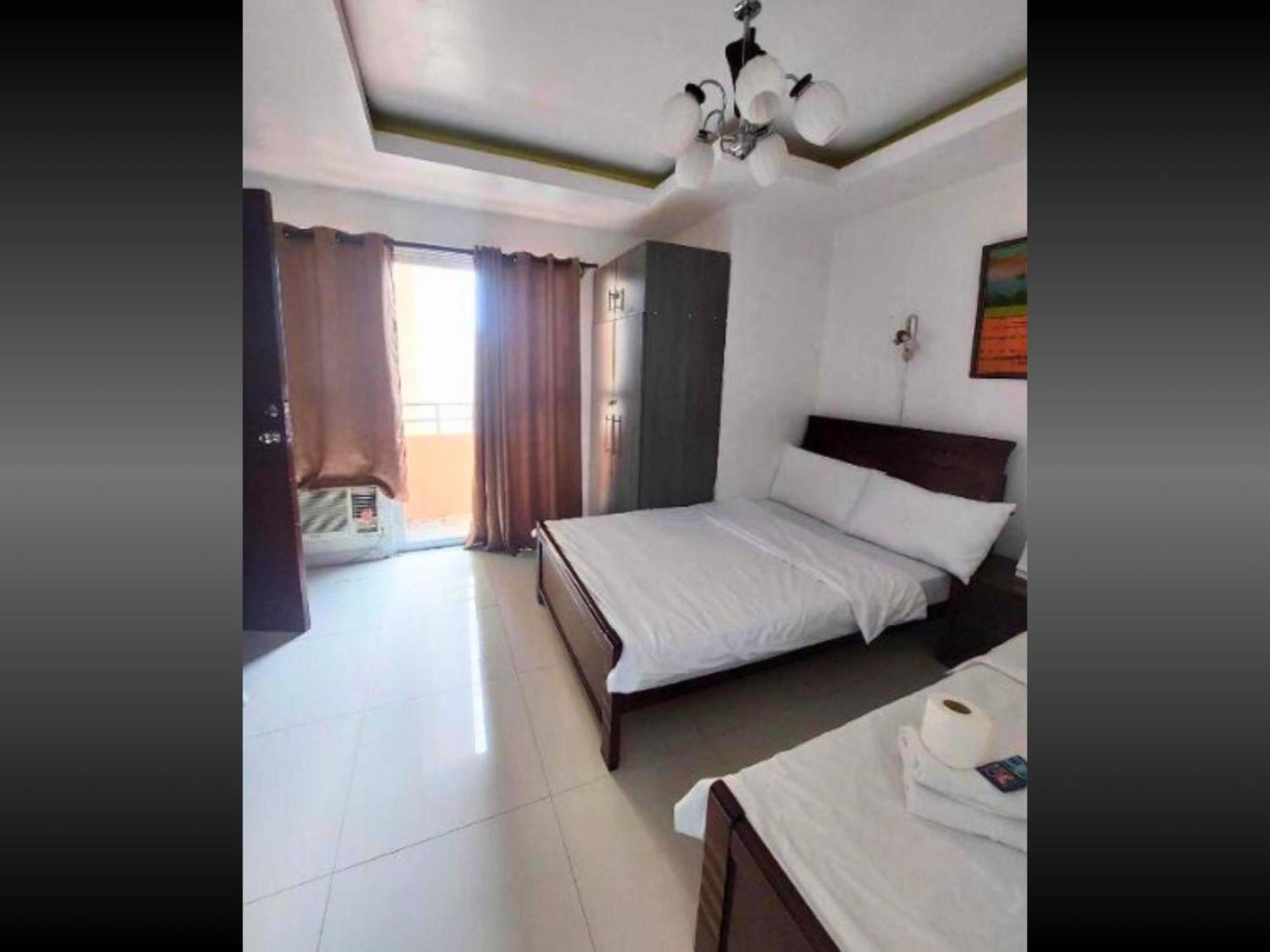 Near Us Embassy X Free Unlimited Pool, Massage & Sauna Access X Promo This Month! Explore Deluxe Studio W Balcony In Manila Perfectly Situated Near Naia Airport, Heart Of Manila Updated 2025 Price For Your Unforgettable Ultimate Staycation Experience Exterior photo